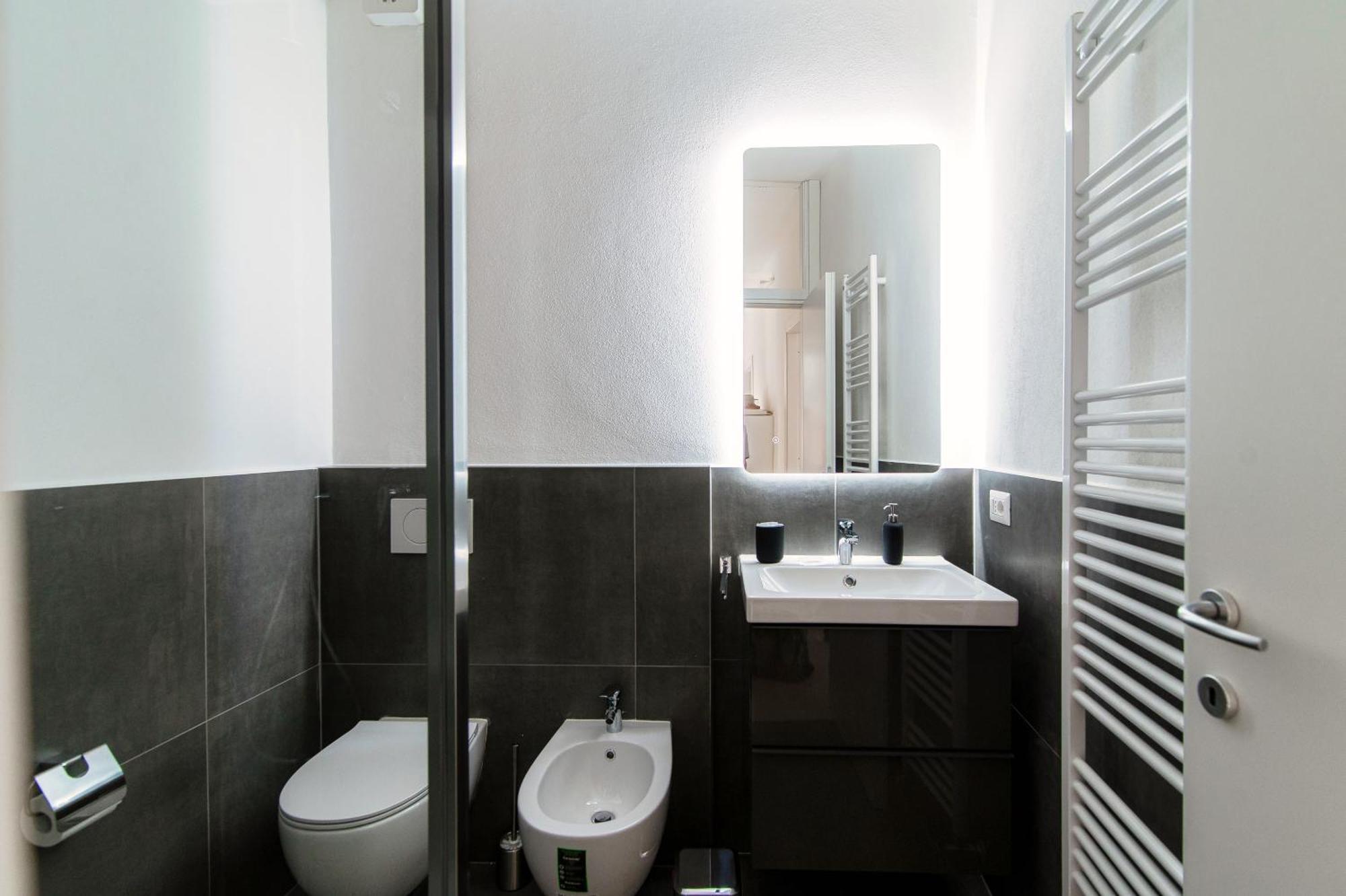 Giuliny Lovely Flat - The House Of Travelers Como Exterior foto